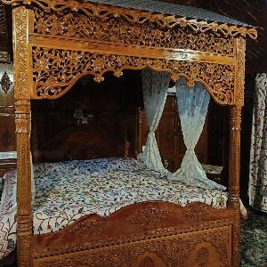 New Alzira Royal Heritage Houseboats