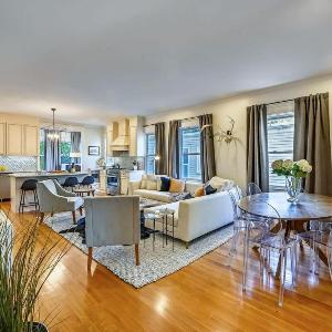 Modern Boston Condo near T
