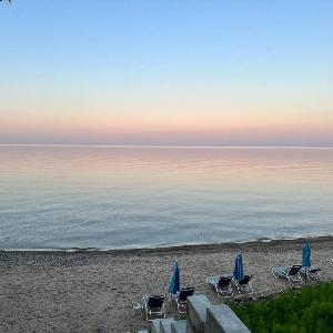 Great Lakes Resort - Jr Suite - Suite 9