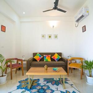 The Brick House! Stylish Furnished 1BHK with Living Kitchen and Balcony