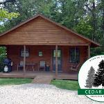 Romantic Cabin w Hot Tub Near Old Mans Cave Ohio