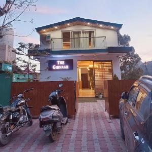 Hotel The Girnaar Near Valley View Dharampur Kasauli Road