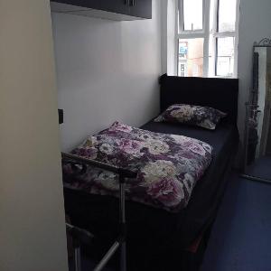 Single Cosy Room near CBS Arena and M6 in CV6 4DF