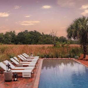 Luxurious Coastal Home Heated Pool