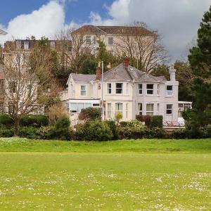 Avenue Park Villa