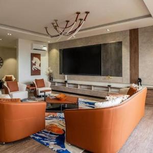 Ultra-modern 4-bedroom maisonette penthouse
