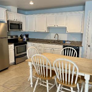Beachgate Condo Suites and Hotel 526 condo