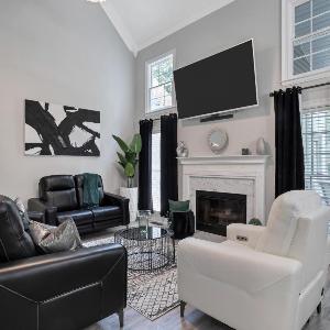 Luxury Home With Pool and Full Basement