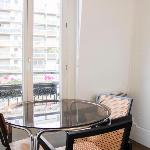 Charming Apartment Near Père Lachaise 