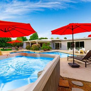 30 Stay Perfect For Families WPool Hot Tub