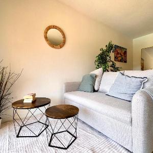 Apartment with Terrace & Pool Mandelieu