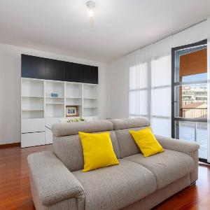 Large Duplex with private Terrace Gluck Milan