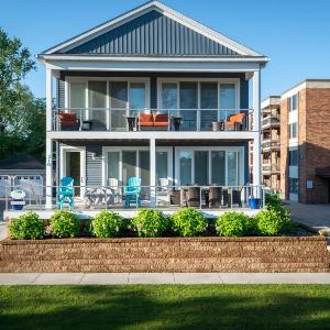Luxury Harbor View Home in the Heart of Downtown