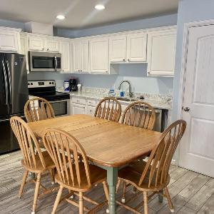 Beachgate Condo Suites and Hotel 516 condo