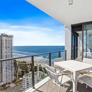 Luxurious Beachfront Retreat in Burleigh Heads