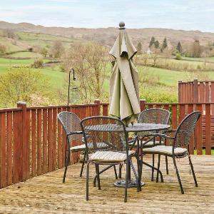 Host & Stay - Pine View