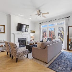 Heart of East Village 2-Bed 2-Bath Peaceful Oasis condo