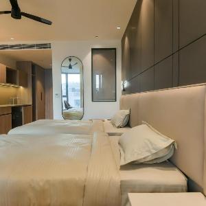 Melange Hotel - Golf course Road