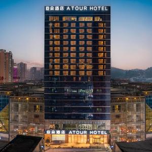 Atour Hotel Chengdu Huayang Metro Station