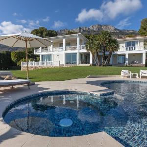 Villa La Madrugada Golf by Abahana Luxe