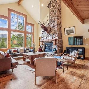 Little Bear Lodge Large Highlands Home Private Hot Tub Pet Friendly Great Views