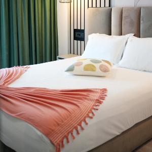 Family Lake View Apartments Belona Beach