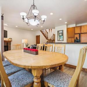 Highland Greens 25 Townhome in Breckenridge with a Private Hot Tub