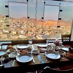 فندق دير البتراء السياحي