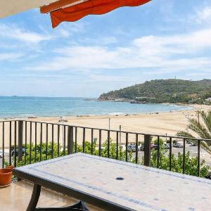 Gorgeous Apartment In Oropesa Del Mar With Wifi