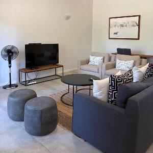 Luxury 2BR Apartment Victoria Falls Estate