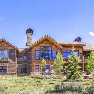 The Great Escape: Breckenridge Home with Hot Tub and Mountain Views