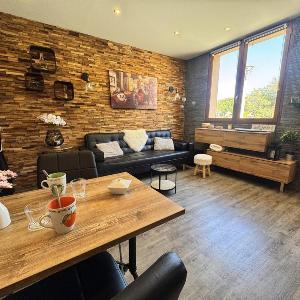 Studio rénové calme parking - 4 pers. - FR-1-845-27