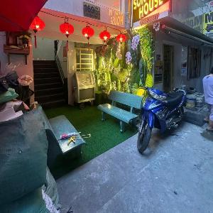 Songan House
