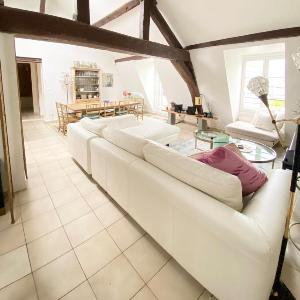 Saint-Germain 110 m2 Parisien Poutres Piano