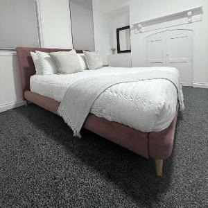 Spacious Flat Central & Cozy