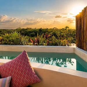 Penthouse with Private Rooftop Pool & Terrace