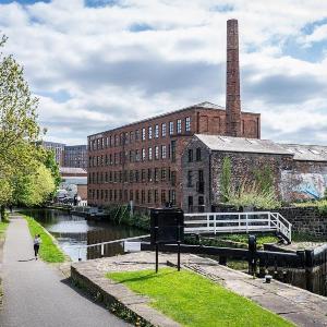 Lockside Living
