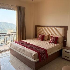 Family nest -An apartment with Valley view