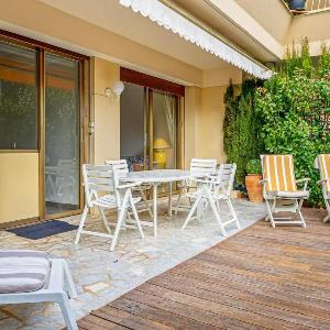 2 pièces rez de chaussée Belle terrasse Proche Mer