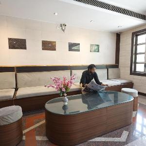 Rajmora Marit Hotel