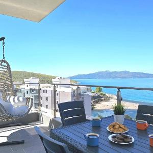 Christine Sunny Corner 004 /w Sea View Balcony - Happy Rentals