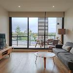 Cosy Convenience 2BR APT in North Ryde 