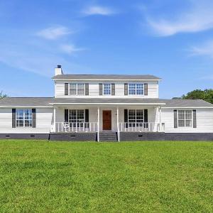 Wildmeade Ranch A Luxury Farmhouse on 18 Acres