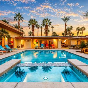 20% Off May 14-17 Perfect 4 Families -PoolJacuzzi