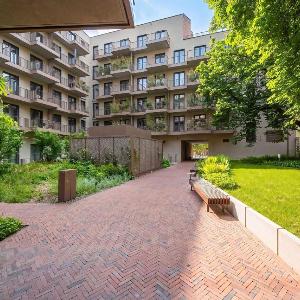 Stylish Apartments with Air Conditioning Near the Market Square by Renters Prestige