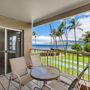 MENEHUNE SHORES #206 condo