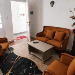 Theban Hills Cozy Studio with Balkony
