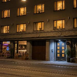 Bright Wellness Apartment Near Old Town