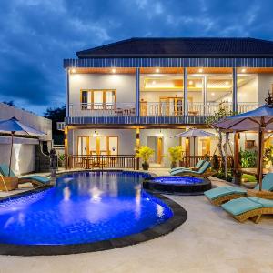 Dhong Livin Uluwatu