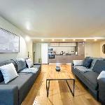 UrbanFlat 89 - Bel Appartement Spacieux de 3 Chambres tout equipe